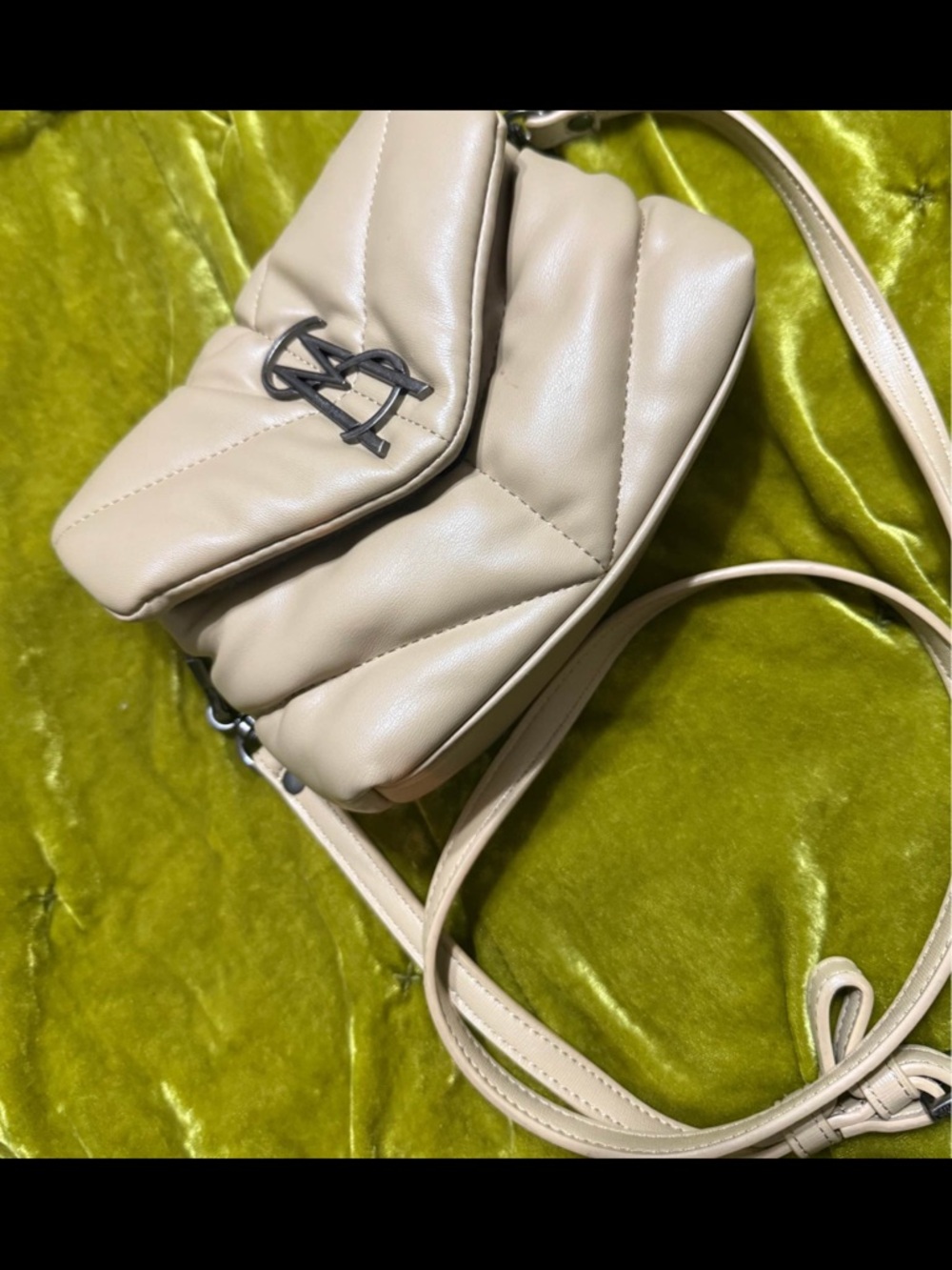 Steve Madden -Beige Quilted Crossbody Bag with Logo Accent